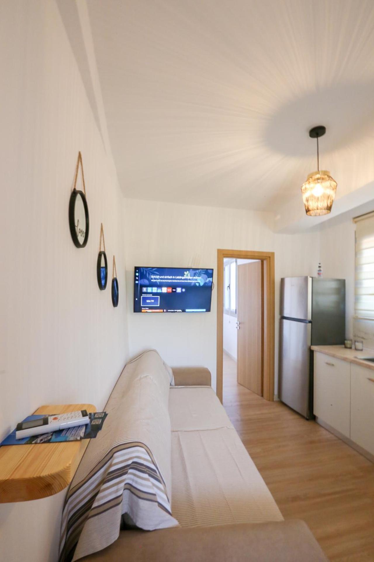 Village View Apartments 히마레 외부 사진