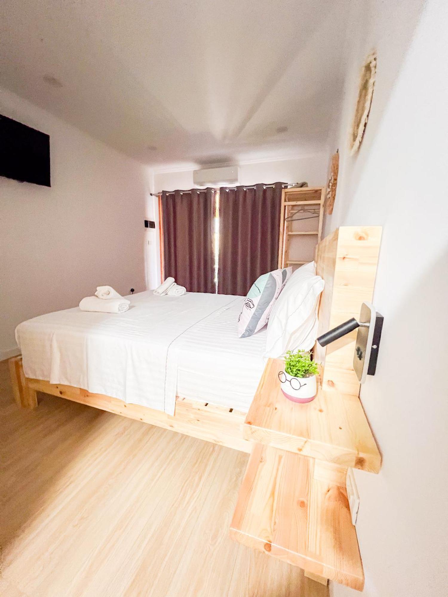 Village View Apartments 히마레 외부 사진